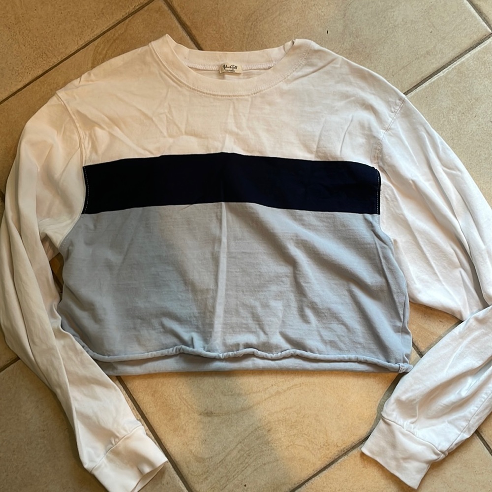 Cropped Brandy Melville top, never been worn
